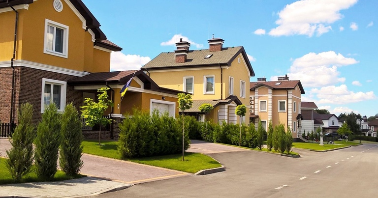 Охорона котеджних містечок: як забезпечити безпеку мешканців